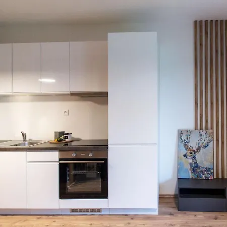 Ema Demaenovska Dolina -pavcina Lehota