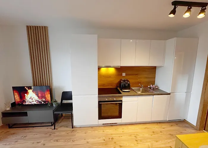 Ema Demaenovska Dolina -pavcina Lehota, Jasna , Aqvapark